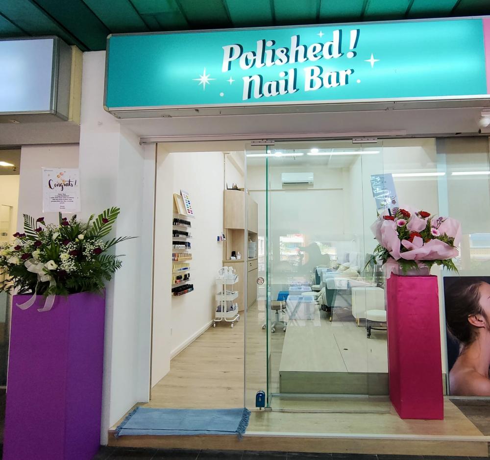 Polished Nail Bar